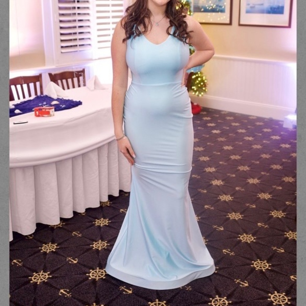 Sweet 16 or prom dress in brand new condition